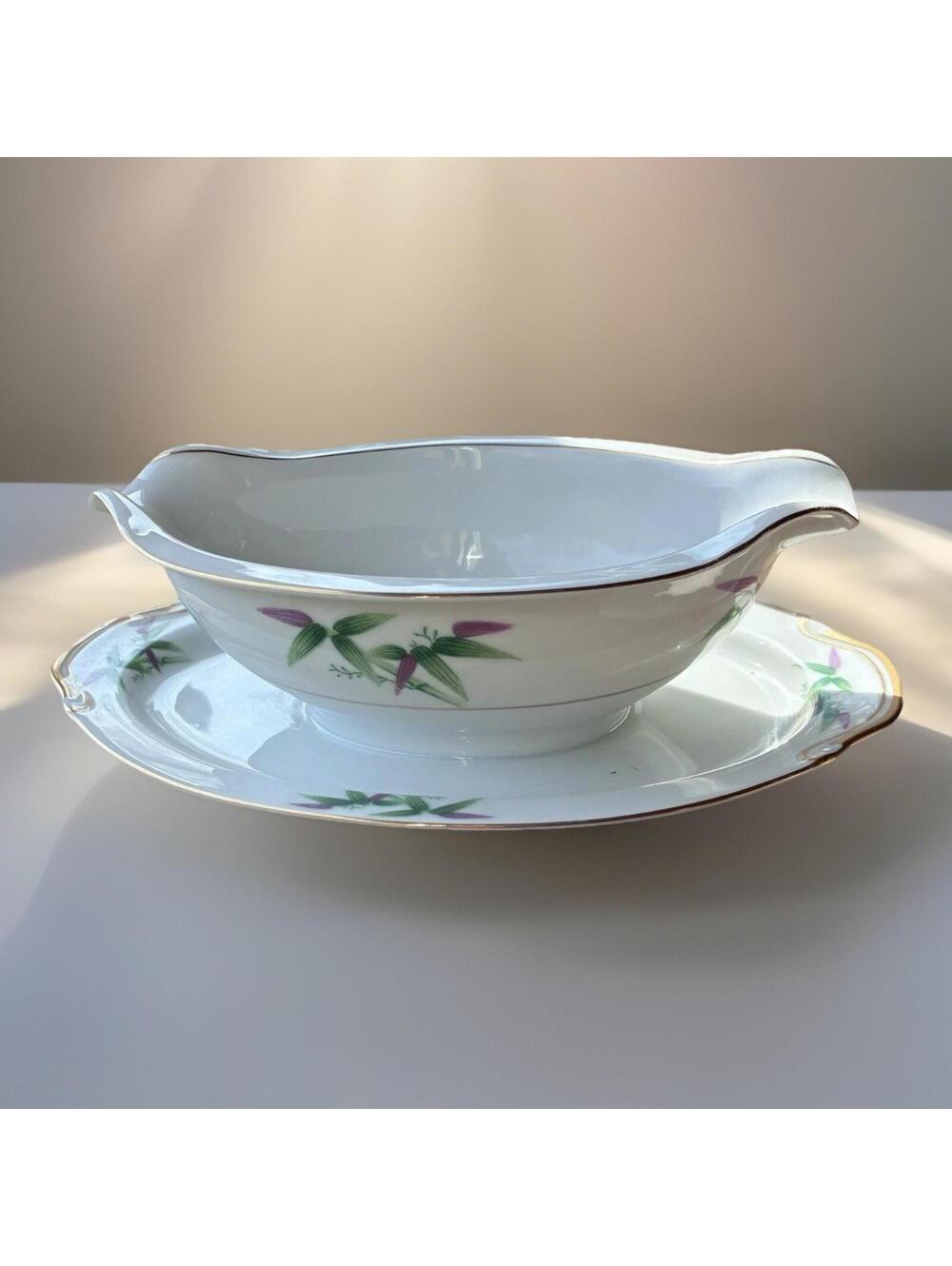 Harmony House Mandarin Gravy Boat with Attached Underplate 9.5 x 6.5 in